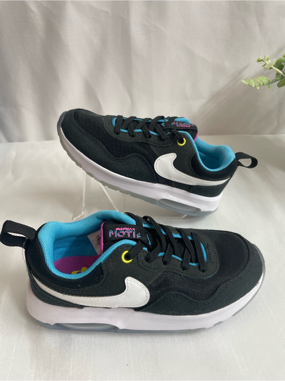 Nike Air Max Motif kids Black/Blue
Lightning sneakers unisex Size US 12 C